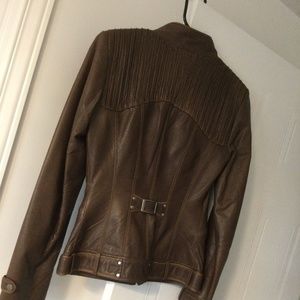 Gorgeous Danier Leather jacket